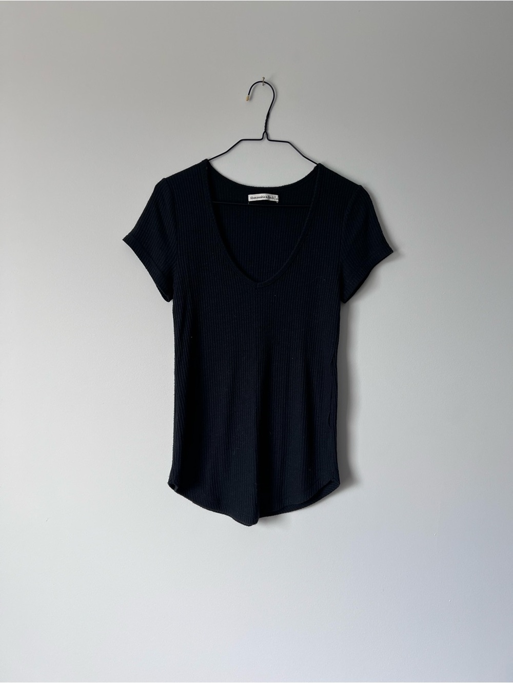 Abercrombie & Fitch Black Ribbed V-Neck Short Sleeve Tee